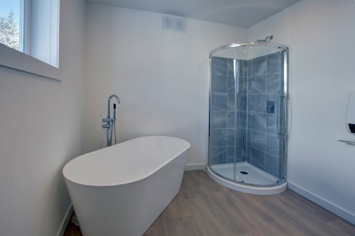 Bathroom - 45 Rue Des Pionniers, Saint-Côme, QC - Indoor Photo Showing Bathroom