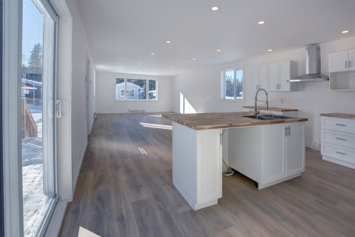 Kitchen - 45 Rue Des Pionniers, Saint-Côme, QC - Indoor Photo Showing Kitchen With Double Sink With Upgraded Kitchen