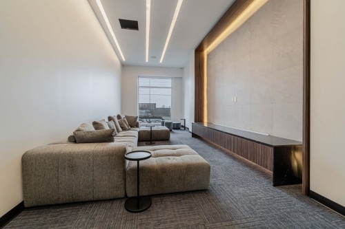 Other - 101-3000 Boul. Thimens, Montréal (Saint-Laurent), QC - Indoor