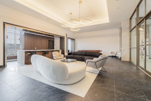 Game Room - 101-3000 Boul. Thimens, Montréal (Saint-Laurent), QC - Indoor