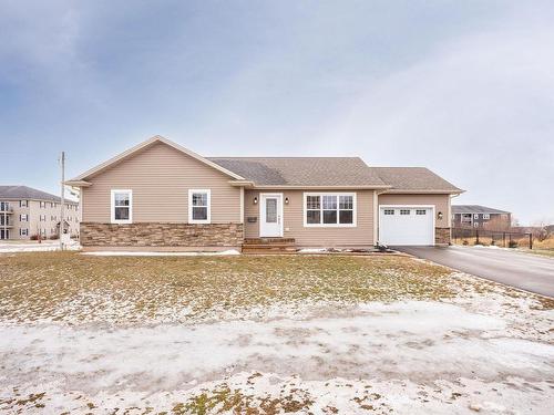 115 Squire Lane  Stratford, PE C1B 2X8