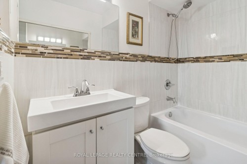 2775 Windjammer Road, Mississauga, ON 