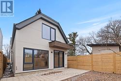 5 - 191 GLEDHILL AVENUE  Toronto, ON M4C 5K9