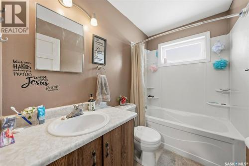 110 1St Avenue S, Hepburn, SK - Indoor Photo Showing Bathroom