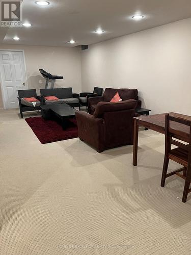 3408 Water Lily Court, Mississauga, ON - Indoor