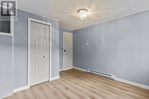 21 Evergreen Drive, Paradise, NL - Indoor Photo Showing Other Room