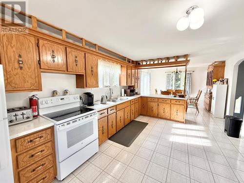 24 Main Road, Cottrell'S Cove, NL - Indoor Photo Showing Kitchen