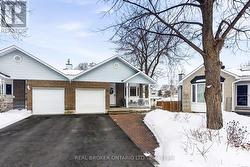 851 ROB ROY AVENUE  Ottawa, ON K2B 8S6