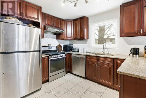 851 Rob Roy Avenue, Ottawa, ON - Indoor Photo Showing Kitchen