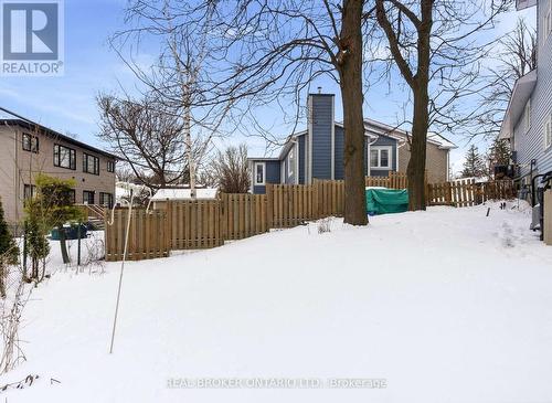 851 Rob Roy Avenue, Ottawa, ON - Outdoor