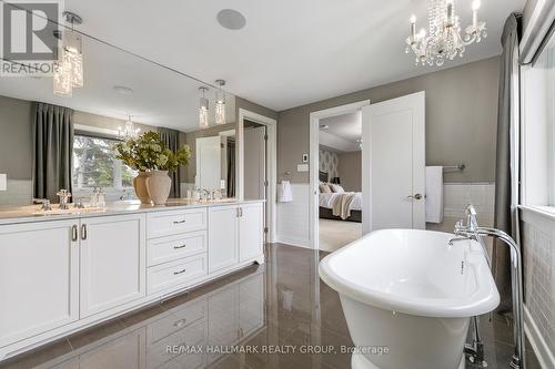 91 Shaughnessy Crescent, Ottawa, ON - Indoor Photo Showing Bathroom