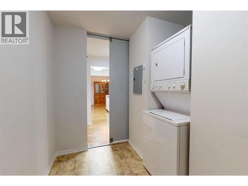 780 Houghton Road Unit# 201, Kelowna, BC - Indoor Photo Showing Laundry Room