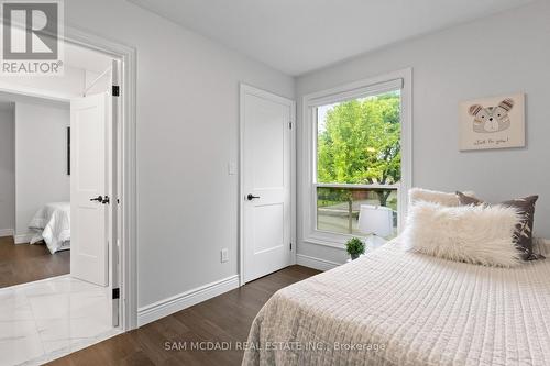 7209 Fayette Circle, Mississauga, ON - Indoor Photo Showing Bedroom