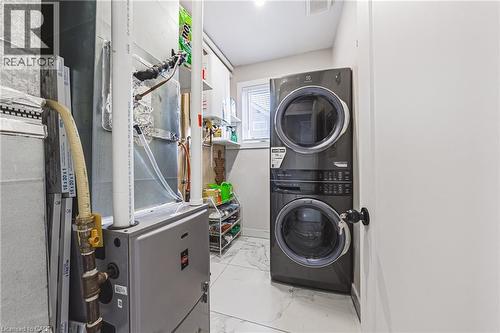 68 Vansitmart Avenue, Hamilton, ON - Indoor Photo Showing Laundry Room