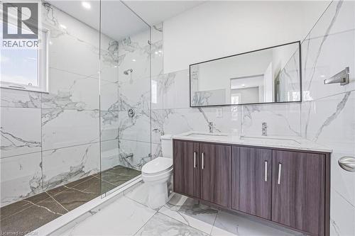 68 Vansitmart Avenue, Hamilton, ON - Indoor Photo Showing Bathroom