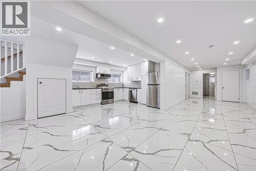 68 Vansitmart Avenue, Hamilton, ON - Indoor Photo Showing Other Room