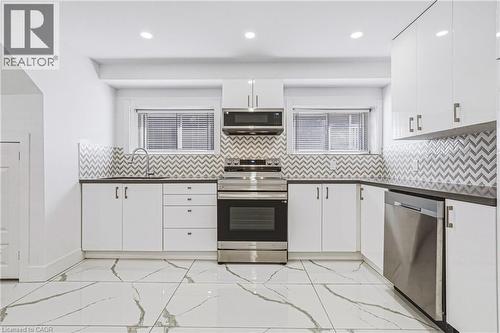 68 Vansitmart Avenue, Hamilton, ON - Indoor Photo Showing Kitchen