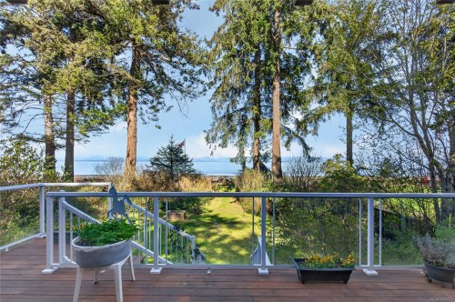 4394 Langton Rd, Campbell River, BC 