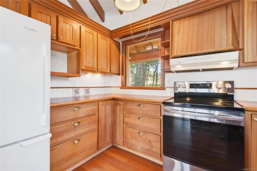 4394 Langton Rd, Campbell River, BC 