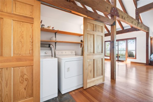 4394 Langton Rd, Campbell River, BC 