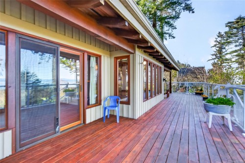 4394 Langton Rd, Campbell River, BC 