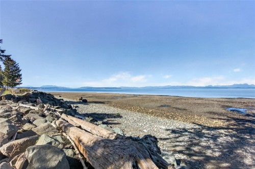 4394 Langton Rd, Campbell River, BC 