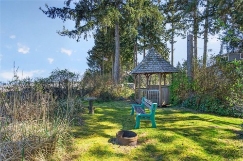 4394 Langton Rd, Campbell River, BC 