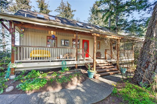 4394 Langton Rd, Campbell River, BC 