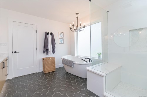 2967 Irwin Rd, Langford, BC 