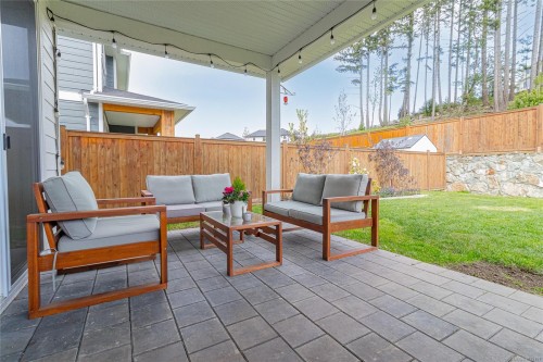 2967 Irwin Rd, Langford, BC 