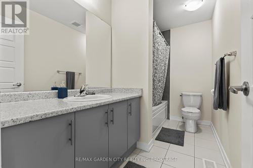 111 Sunflower Crescent, Thorold (Hurricane/Merrittville), ON - Indoor Photo Showing Bathroom