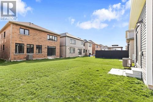 111 Sunflower Crescent, Thorold (Hurricane/Merrittville), ON - Outdoor With Exterior