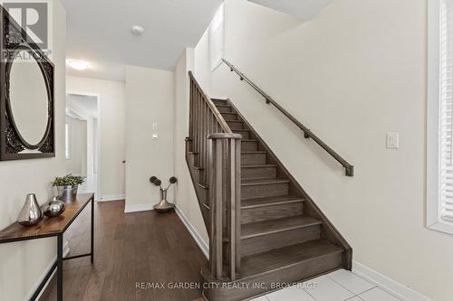 111 Sunflower Crescent, Thorold (Hurricane/Merrittville), ON - Indoor Photo Showing Other Room