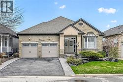 18 BELLSTONE Lane  Mount Hope, ON L0R 1W0