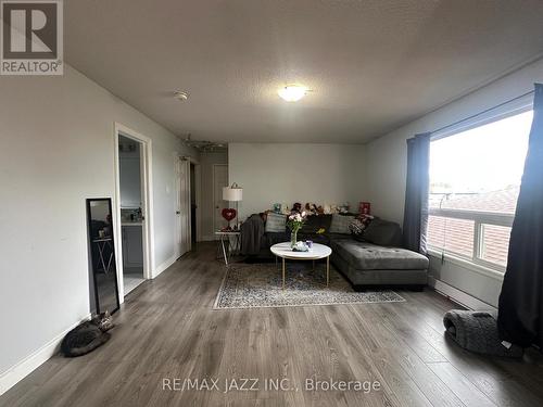 Unit 1(upper) - living room - 380 Phillip Murray Avenue, Oshawa (Lakeview), ON - Indoor Photo Showing Living Room