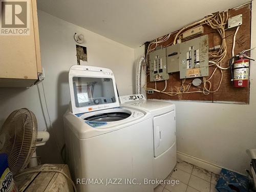 Shared laundry - lower level - 380 Phillip Murray Avenue, Oshawa (Lakeview), ON - Indoor Photo Showing Laundry Room