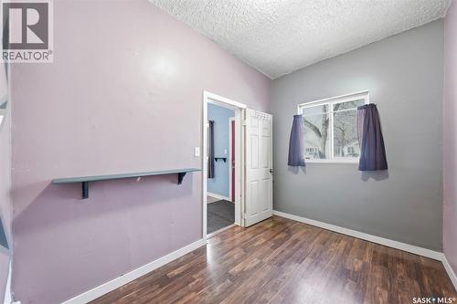 412 H Avenue S, Saskatoon, SK - Indoor