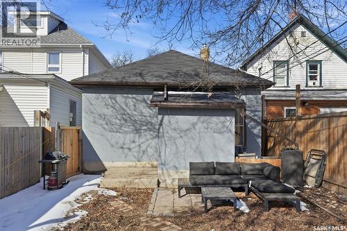 412 H Avenue S, Saskatoon, SK - Outdoor