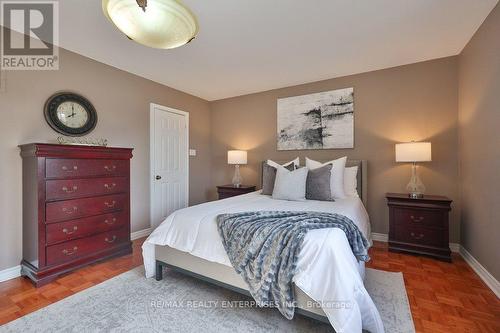 3022 Dalehurst Drive, Mississauga, ON - Indoor Photo Showing Bedroom