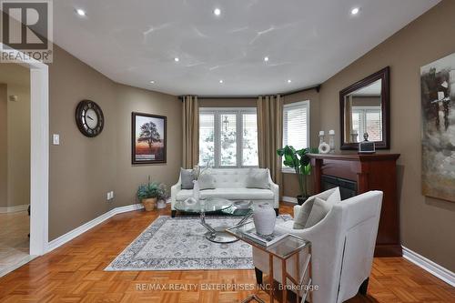 3022 Dalehurst Drive, Mississauga, ON - Indoor
