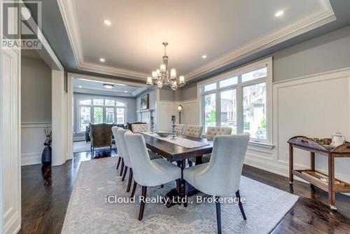 962 Fredonia Drive, Mississauga, ON - Indoor Photo Showing Dining Room