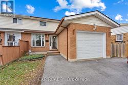 UNIT 1 - 14 BAXTER CRESCENT Thorold (Confederation Heights), ON L2V 4R6