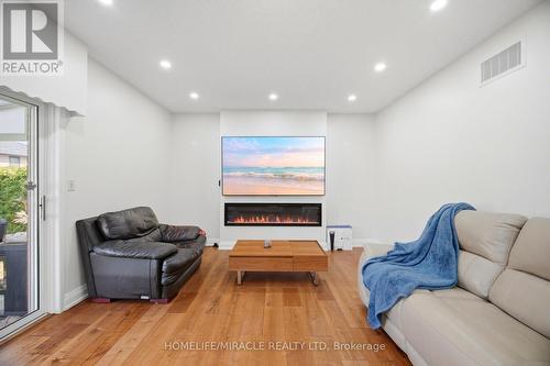 38 Leclaire Street, Hamilton, ON - Indoor