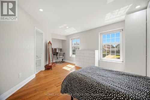 38 Leclaire Street, Hamilton, ON - Indoor Photo Showing Bedroom