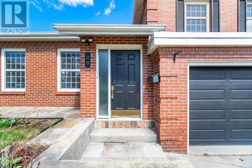38 Leclaire Street, Hamilton, ON - Outdoor