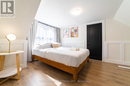 19 Century Street, Hamilton, ON - Indoor Photo Showing Bedroom