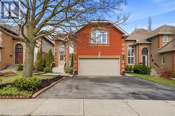 166 BOULDING Avenue  Waterdown, ON L8B 0N2