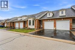 222 FELLOWES Crescent Unit# 29 Waterdown, ON L8B 0R1