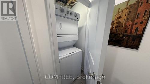 1 Red Maple Lane, Barrie (Innis-Shore), ON - Indoor Photo Showing Laundry Room