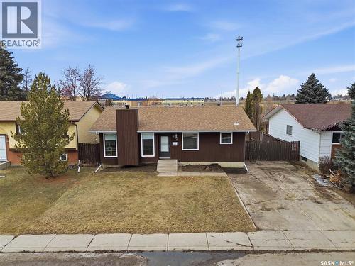 142 Heise Crescent, Saskatoon, SK - Outdoor